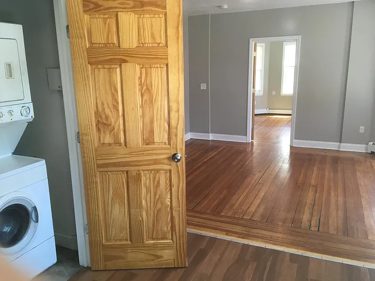 182 Oakland Ave #2 — Photo 5
