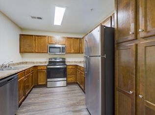 1810 Stone Mason Ct APT P, Fayetteville, NC 28304