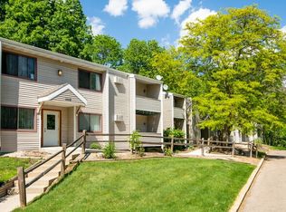 1101-1121 Macarthur Rd #5, Madison, WI 53714