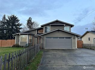 303 4th Ave SE, Pacific, WA 98047