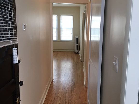 2nd image of 4305 N Francisco Ave #3I
