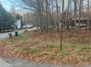 Bear Trail Dr #609, Tobyhanna, PA