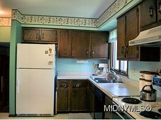 2nd image of 8 Cheyenne Cres