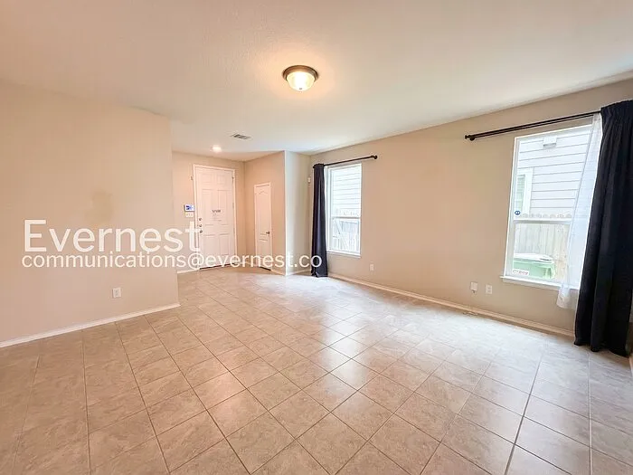 13700 Vigilance St — Photo 5