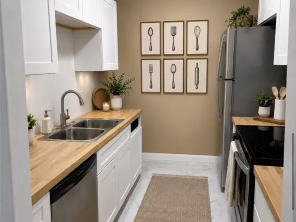 3206 Pine Tree Trl #15C, Atlanta, GA 30349