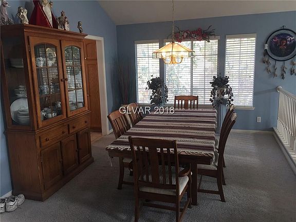3rd image of 634 Canyon Crest Dr