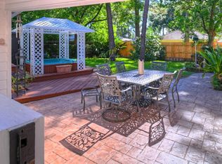 8206 Glencliffe Ln, Houston, TX 77070