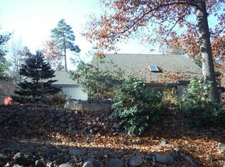 11980 Oakridge Ln, Saint Charles, MI 48655