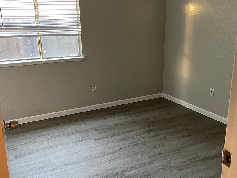 2008 Gordon Verner Cir — Photo 12