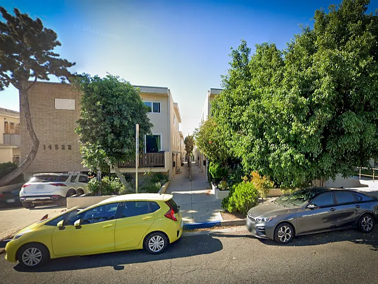 1450 Harvard St #3 — Photo 1