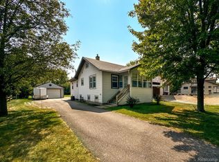 902 Trombley Dr, Troy, MI