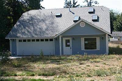 1st image of 1252 Dewey Dr