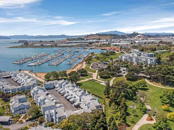 408 Commodore Dr, Richmond, CA 94804