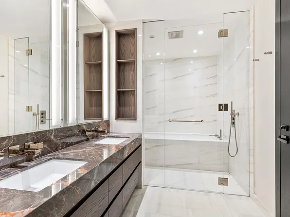 125 Greenwich Street image 10 of 23