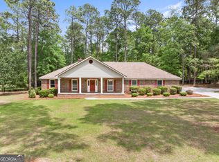 6 Myrtle Ln, Statesboro, GA 30458