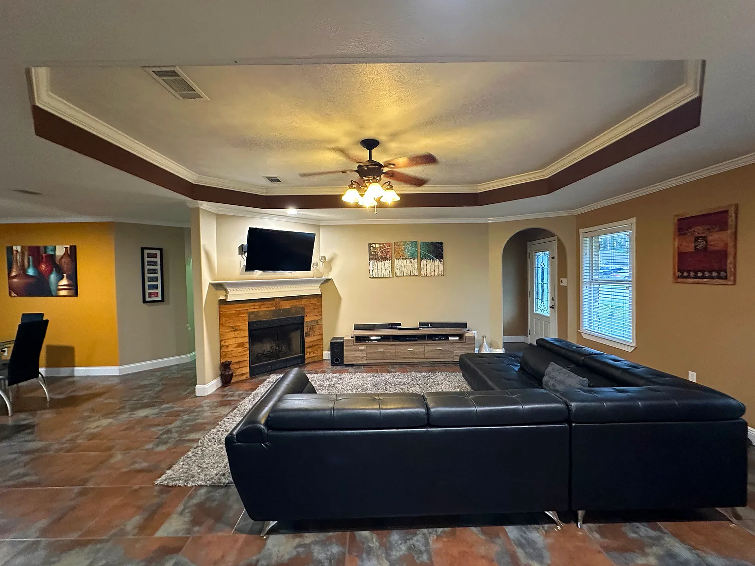 3 bed, 2000 sqft, $1,895 — Photo 4
