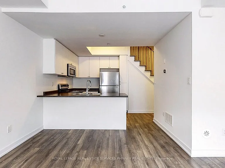 1555 Kingston Rd #514 — Photo 5