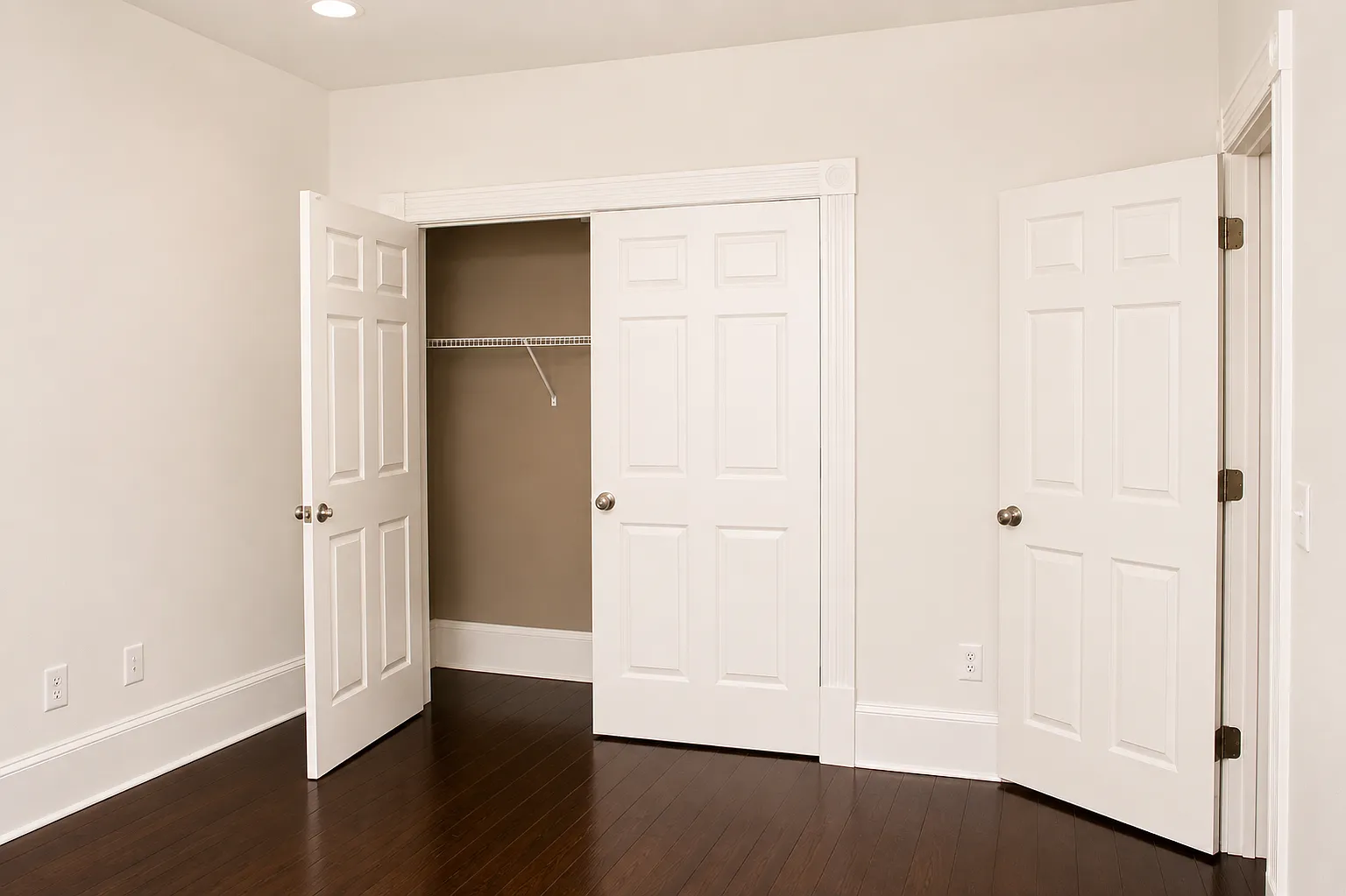 2 bed, 1116 sqft, $2,940 — Photo 3