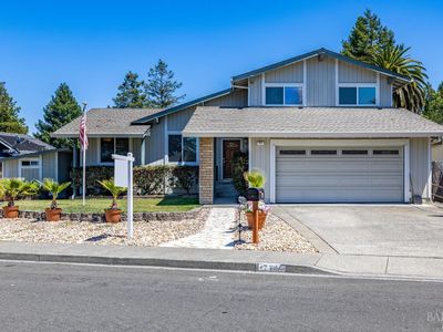 701 Holly Ave, Rohnert Park, CA, 94928