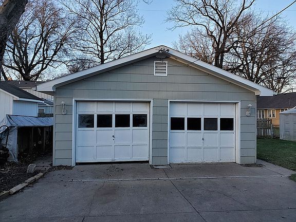 Garage View