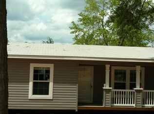 79 Meadow View St, Newnan, GA 30263