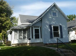 1462 E Clinton St, Frankfort, IN 46041