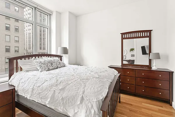 Rented by Compass | media 13