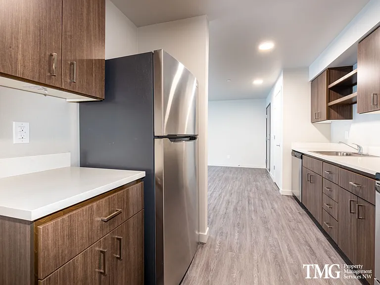 Market Village Apartments — Photo 14