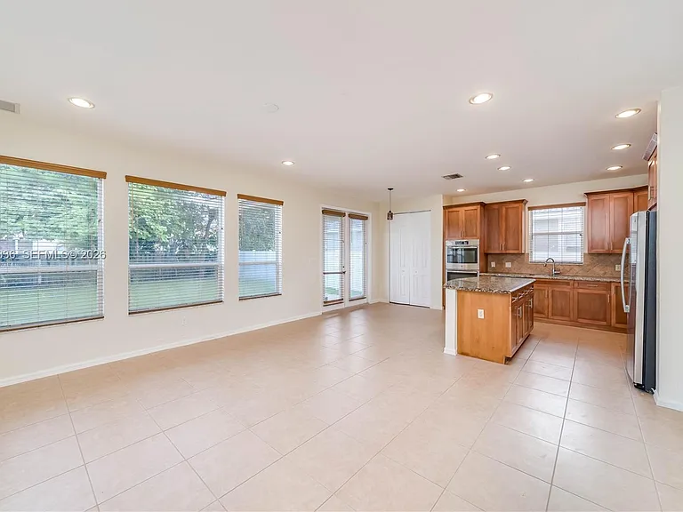 14935 SW 52nd St — Photo 22