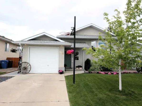 1110 S 25th Ave, Coaldale, AB T1M 1N4