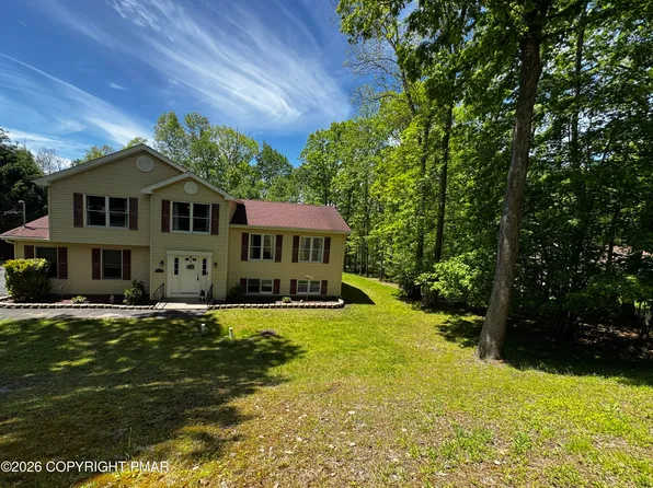 391 Rose Marie Ln, East Stroudsburg, PA 18302