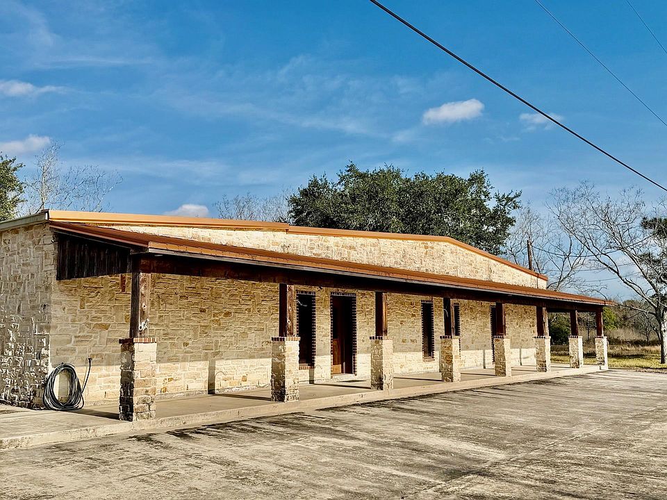 1st image of 851 County Road 149