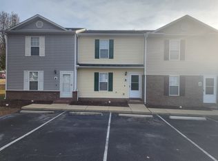 601 River Rd #B, Selma, NC 27576