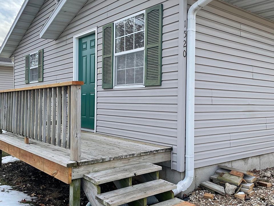 1st image of 1520 N Don St
