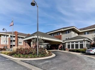 801 N McLean Blvd APT 144, Elgin, IL