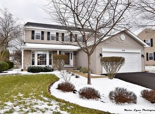 450 Aldrin Ave, Batavia, IL 60510