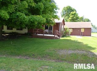 1501 18th St, Viola, IL 61486