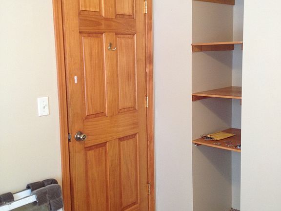 5th image of 70 Brittany Dr #Left