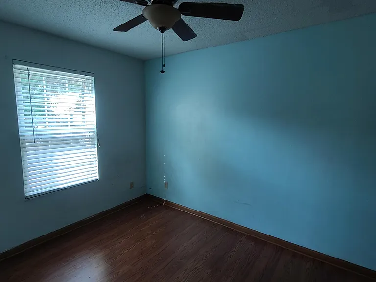 840 Center Ave #29 — Photo 10