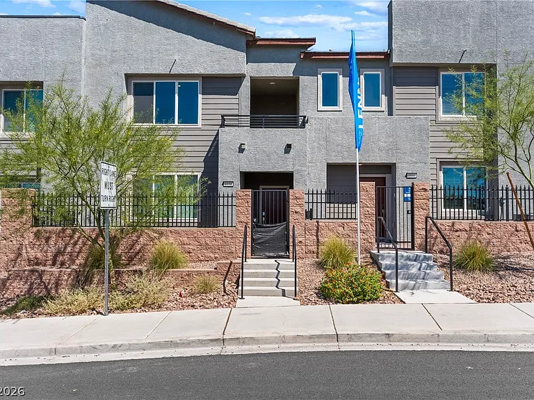 1031 Presley Ridge St — Photo 2