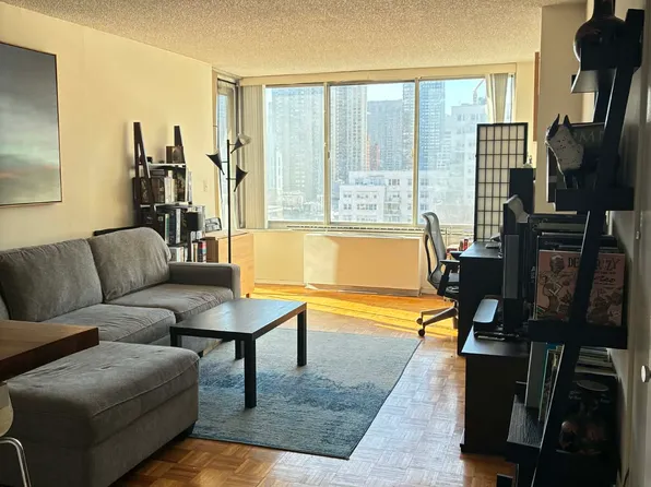 404 East 79th Street image 1 of 9