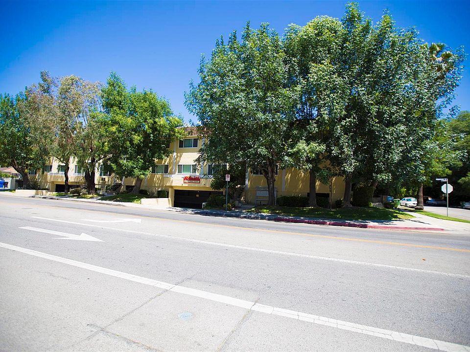 1st image of 4405 Matilija Ave APT 3