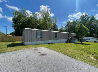 19 Miss Emma Ln, LAURENS, SC 29360