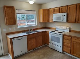9805 William Jones Cir, Anchorage, AK 99515