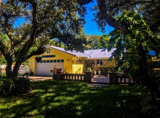 809 Locust St, New Smyrna Beach, FL 32169