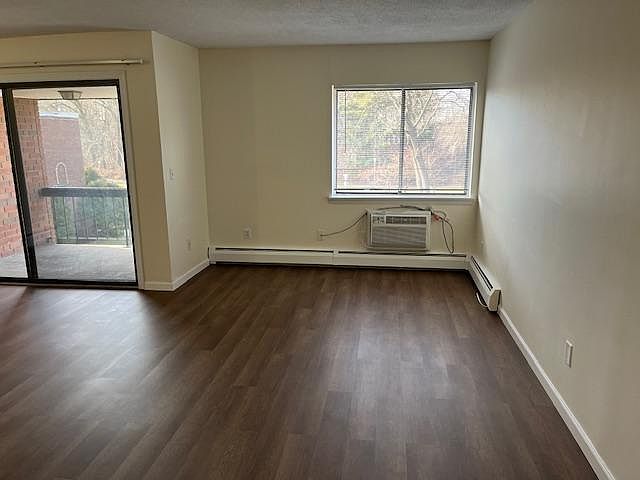 Large living/dining area.