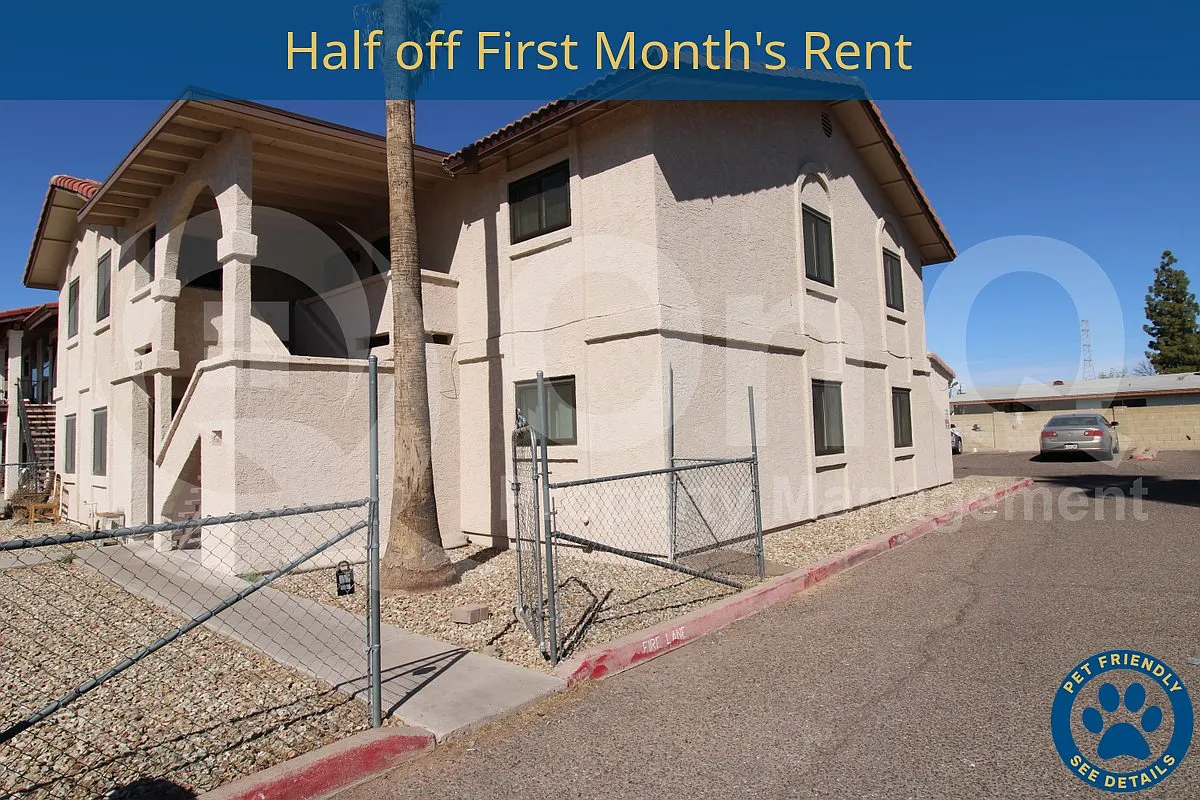 2 bed, 1.0 bath, 789 sqft, $995 — Photo 1