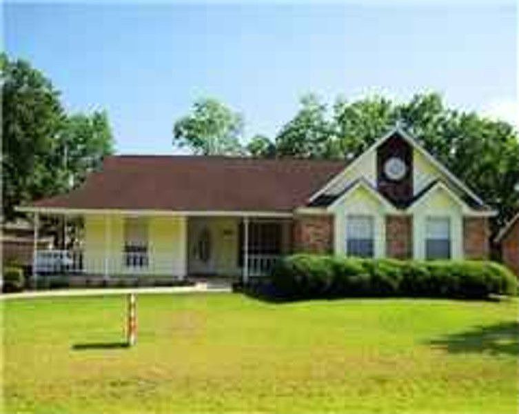 1st image of 3428 Robinson Dr