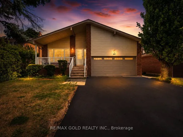 48 Maidstone Cres, Brampton, ON L6S 2Z5