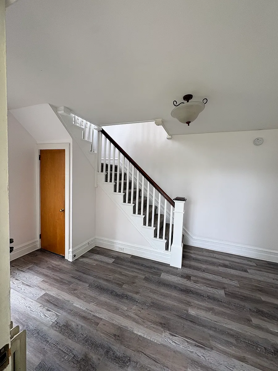 Entry room/Mud room - 1201 N 18th St #3